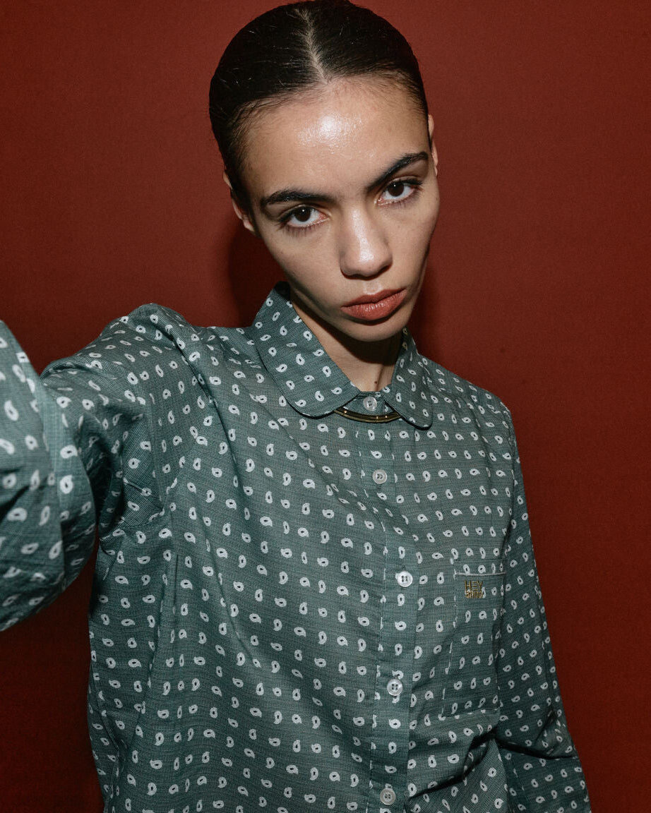 Modelshot / Deep Forest / Detail